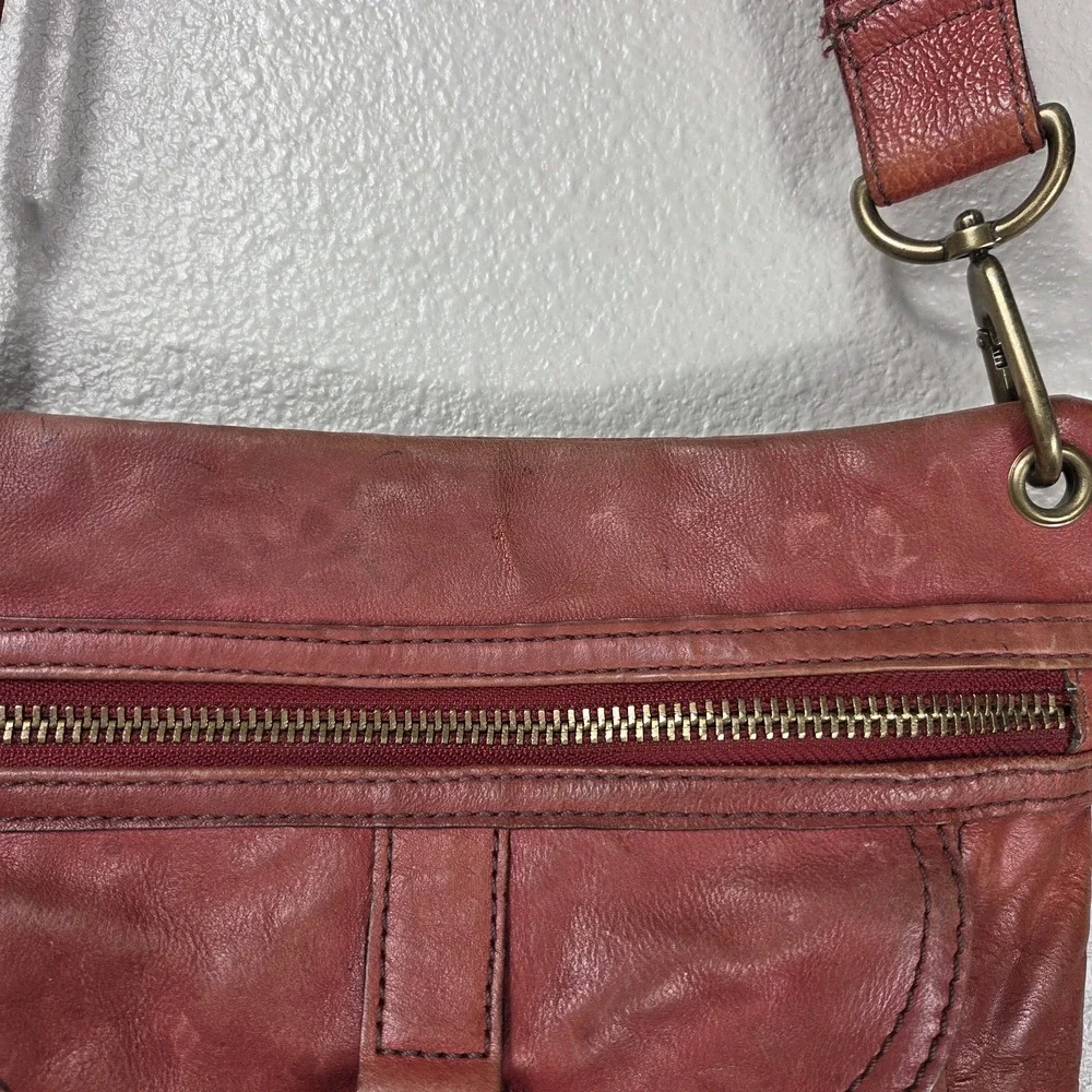 Fossil Brown Leather Crossbody Bag Organizer Pocket Zip Top Purse‎